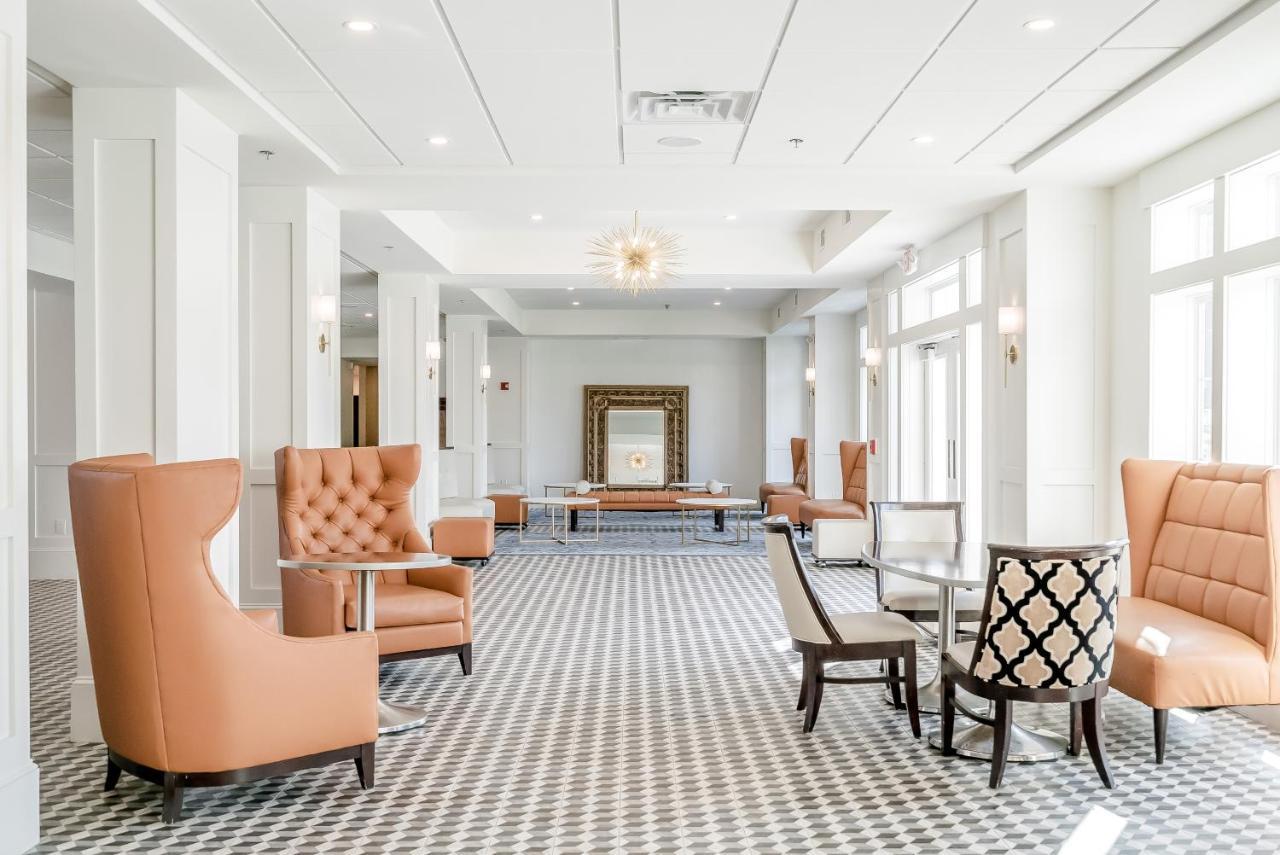 Chateau Renault Egg Harbor City Екстер'єр фото